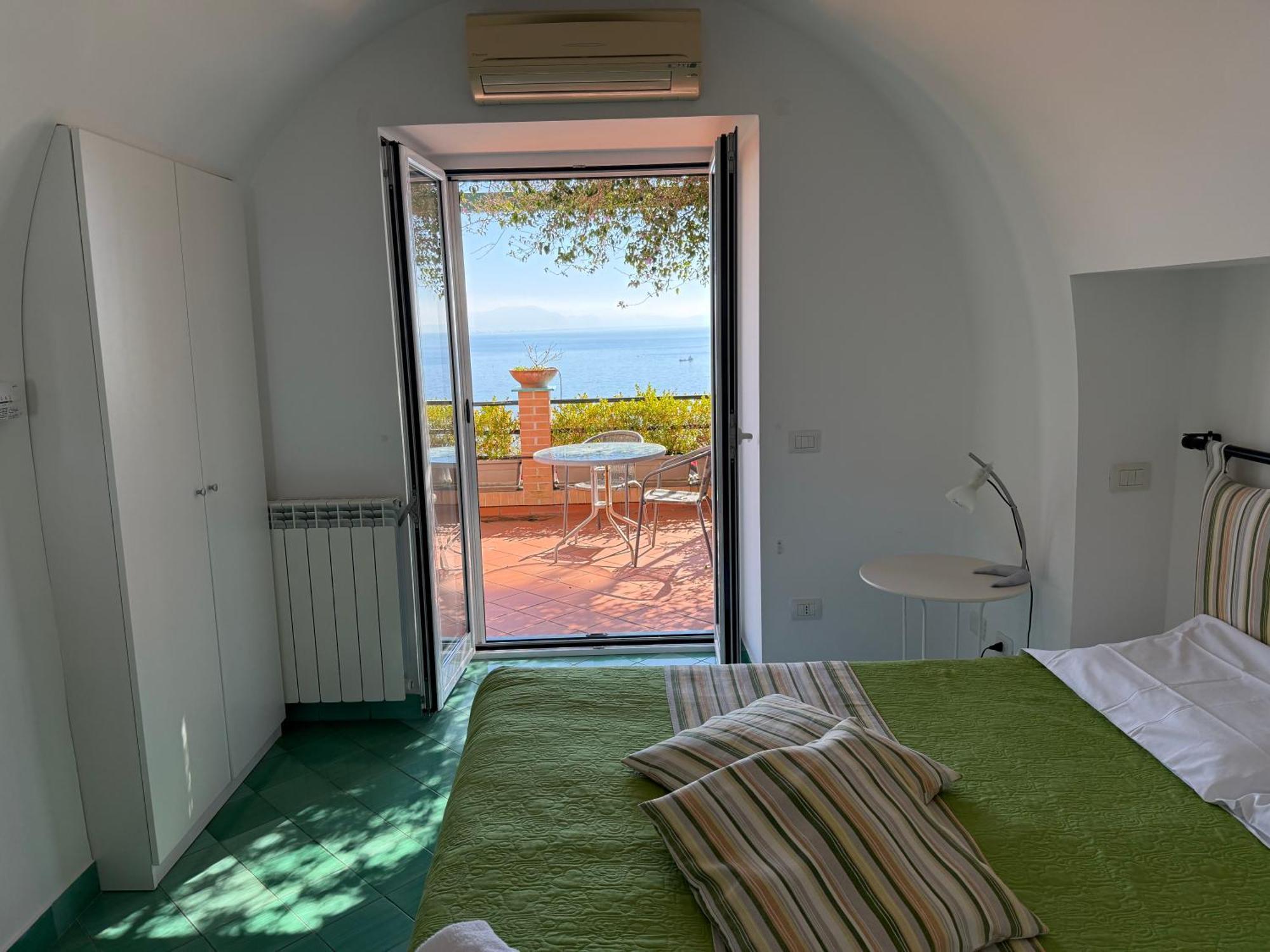 Casa Gabriella - Amalfi Coast - Free Parking - Full Sea View Villa Vietri sul Mare Exterior photo
